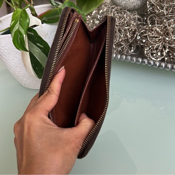 Louis Vuitton Brown Monogram Zip Wallet - Picture 12 of 16